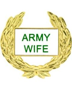 14357 - Army Wife with Wreath Pin