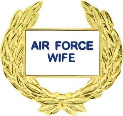United States Air Force Wife with Wreath Pin - 14361 (1 1/8 inch)